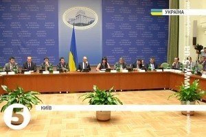Кабмін почав реструктуризацію і часткове списання держборгу