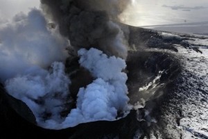 В Ісландії почалося виверження вулкану, оголошено "червоний" рівень небезпеки