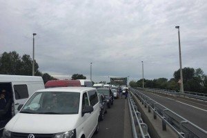 У чергах на кордоні з Польщею застрягли понад тисяча авто
