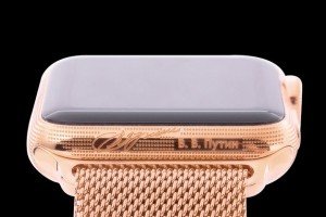 У РФ ювеліри випустили колекцію Apple Watch на честь Путіна, Леніна і Петра І