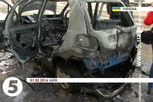 8 автівок згоріло у Києві за останні дві доби