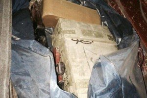 На Сумщині прикордонники виявили автомобіль зі зброєю