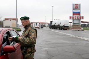 З наступного року через кордон РФ можна буде тільки  за закордонними паспортами