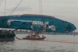 Рятувальники не знайшли нових тіл на затонулому катері "Іволга"