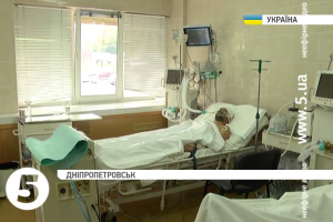 На вихідних до лікарень Дніпропетровська доправили 30 військових