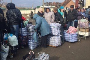 У Станиці Луганській відкрили піший перехід через лінію розмежування