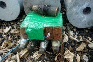 СБУ знешкодила 120 мм фугас, закладений терористами на автошляху на Донеччині