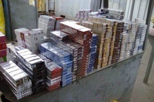 У Маріуполі викрили склад з контрабандними цигарками російського виробництва