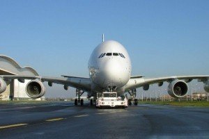 В окупованому Криму на 25 годин затримали авіарейси: застрягли сотні пасажирів