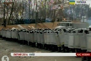Трьох колишніх правоохоронців, причетних до злочинів проти учасників Революції Гідності, судитимуть