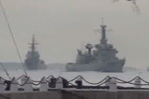 Три військові кораблі НАТО пройшли через Дарданелли до Чорного моря (відео)