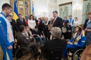 Посилити допомогу людям з особливими потребами - такий указ підписав Глава держави 