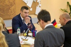 Київ домовився з мінтранспорту Німеччини про купівлю 20 комунальних машин