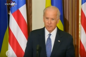 Байден: США стоять пліч-о-пліч із народом України перед лицем постійної агресії з боку Росії