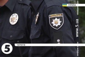 Столичні патрульні врятували вагітну дівчину від самогубства