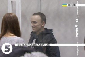 Підозрюваного у вбивстві Бузини Дениса Поліщука відпустили під домашній арешт