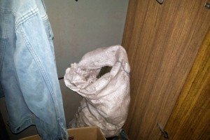 На Донеччині вдома в розшукуваного бойовика виявили зброю