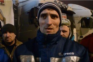 Російські далекобійники звинувачують Путіна в порушенні конституції і вимагають провести референдум