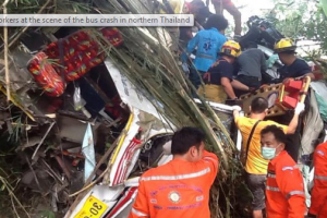 У Таїланді автобус з туристами впав в ущелину: щонайменше 10 загиблих