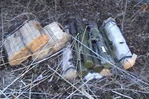На Донеччині виявили схованку бойовиків зі зброєю та боєприпасами