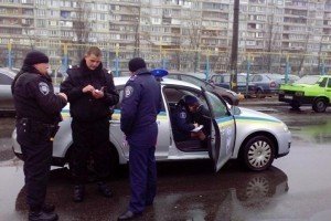 У Києві на Оболоні сталася стрілянина, є постраждалі