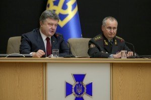 Порошенко: РФ намагається розколоти Україну за рахунок підривної діяльності та інформаційної війни