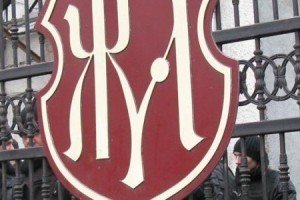 У Житомирі вночі на кондитерській фабриці сталися масові сутички зі стріляниною
