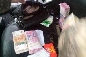 Троє українців намагалися провезти на окуповану територію 1 млн рублів та 345 тис. гривень - ДПСУ