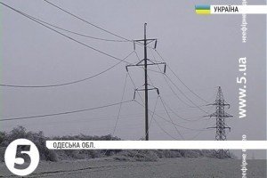 На Одещині через негоду обвалилися 65 опор ліній електропередач 