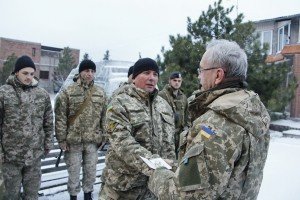 Найкращих бійців у зоні АТО нагородили відзнаками Міноборони