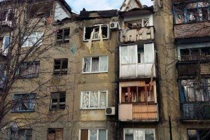 Вибух у багатоповерхівці на Донеччині: одна дитина загинула, ще одну шукають