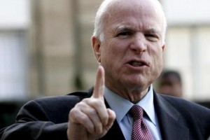 Маккейн розкритикував Обаму за небажання надавати зброю Україні
