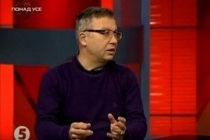 Експерт пояснив, чому гривня падає слідом за рублем 