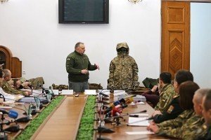 30 нових бойових комплектів для ЗСУ пройдуть "обкатку" в АТО – Полторак