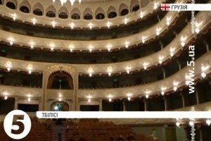 У Тбілісі після шестирічної реставрації запрацював театр опери та балету