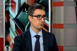 Через заяву Абромавичуса впала ціна українських єврооблігацій – експерт 