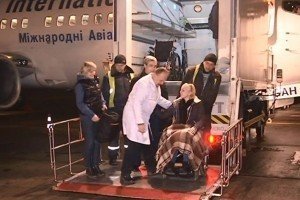 Волонтерка Яна Зінкевич уночі повернулася з Ізраїлю після лікування