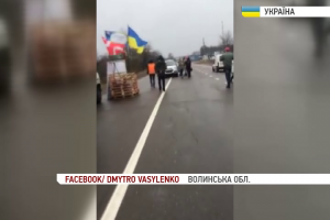 Волинь слідом за Закарпаттям блокує проїзд російських вантажівок