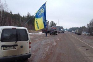 До блокування російських фур приєдналися Житомирщина і Буковина (оновлено)