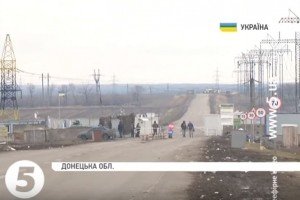 "Не можемо дозволити собі таку розкіш": Поліція заборонила ввезення зброї у Донецьку область