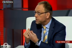 Уряд проводить хибну соціальну й фінансову політику, і Яценюк не змінить своїх поглядів - нардеп