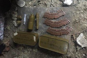 У Львові правоохоронці знайшли схованку з боєприпасами