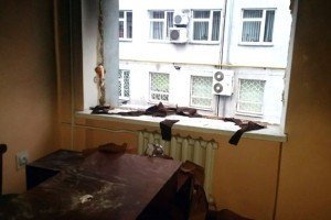 У Рівному вщент вигорів офіс "Автомайдану"