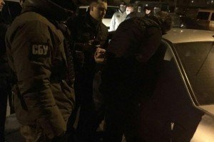 На Київщині начальника одного з відділень Нацполіції спіймали на хабарі у 40 тис. грн