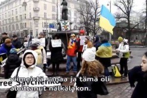 У центрі Гельсінкі відбулася акція за звільнення Савченко