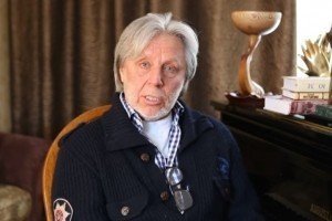 "Не міг уявити, що проситиму вас не вбивати жінку" - до Путіна звернувся народний артист РФ