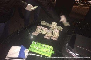 На Закарпатті упіймали на хабарі інспектора прикордонної служби 