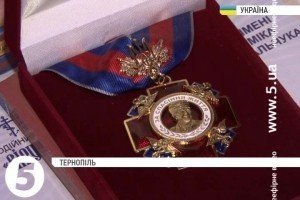 Тернопільським лікарям вручили орден "За спасіння життя"