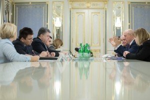 Порошенко просить Раду Європи направити в РФ спеціальну місію для моніторингу ситуації з українськими політв'язнями