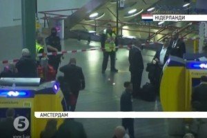 В Амстердамі затримали сімох підозрюваних в організації терактів 